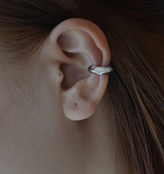 Essential Ambon Earcuff | Sterling Silver - White Rhodium - JOULALA