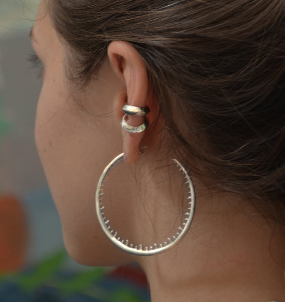 Large Bali hoop earrings | Sterling Silver - White Rhodium - JOULALA