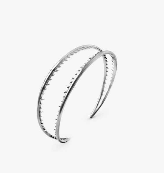 Flores teeth open bangle – Sterling Silver - JOULALA